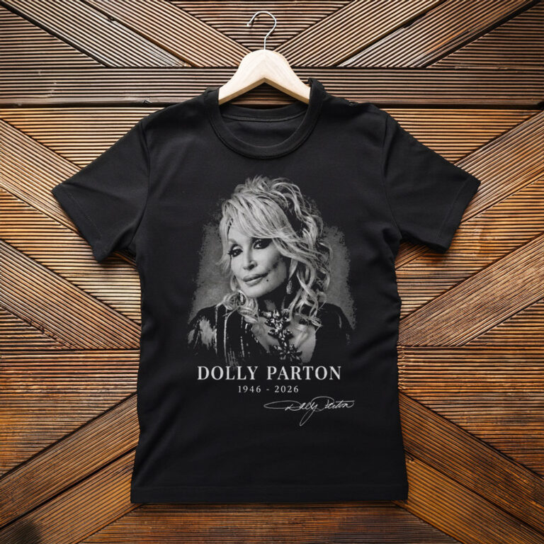 Dolly Parton Portrait Signature Graphic T-Shirt