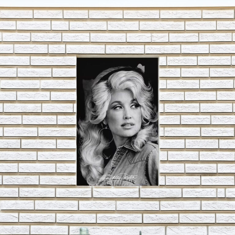 Dolly Parton Retro Poster