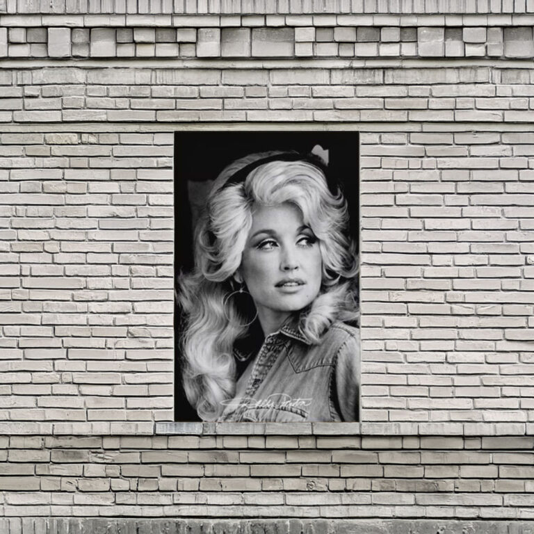 Dolly Parton Retro Poster